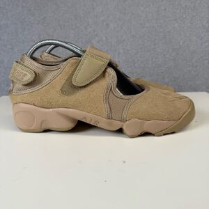 NIKE air rift parachute beige womens 11 Mary Jane sneakers split toe